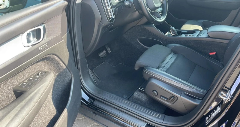 Volvo XC 40 cena 106900 przebieg: 240000, rok produkcji 2021 z Pieńsk małe 704
